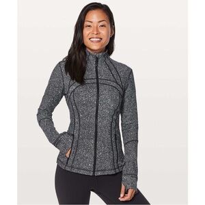 EUC Lulu Lemon Define jacket sz 4 black white splatter look zip pockets form fit